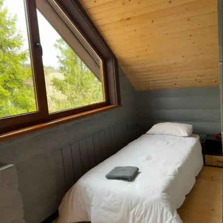Gray House Lodge
